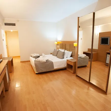 ホテル Rhodos Horizon Marina - Adults Only 4*