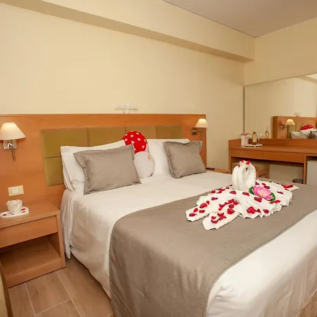 ホテル Rhodos Horizon Marina - Adults Only 4*